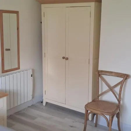 5 The Cloisters, Kilkee, Co Clare * Lyre