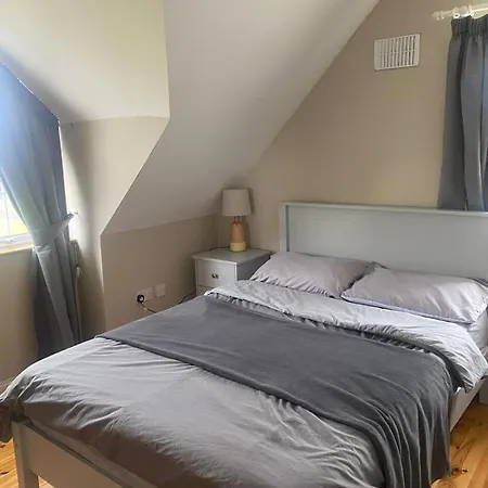 Dom wakacyjny 5 The Cloisters, Dough, Kilkee, Clare *