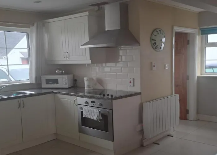 Nyaraló 5 The Cloisters, Dough, Kilkee, Clare *